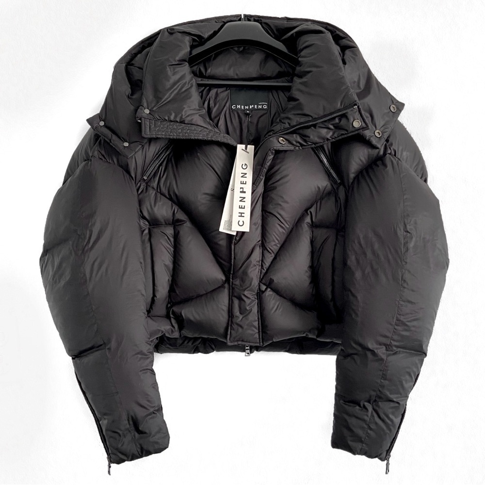 CHEN PENG Black Short Oversized Quilted Puffer Jacket - Picture 8 of 14